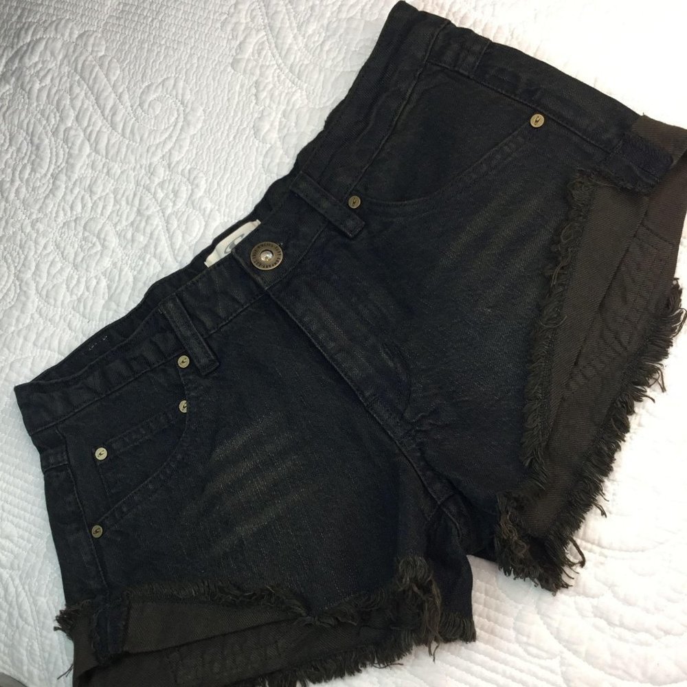 O'NEILL women's black shorts denim size 3